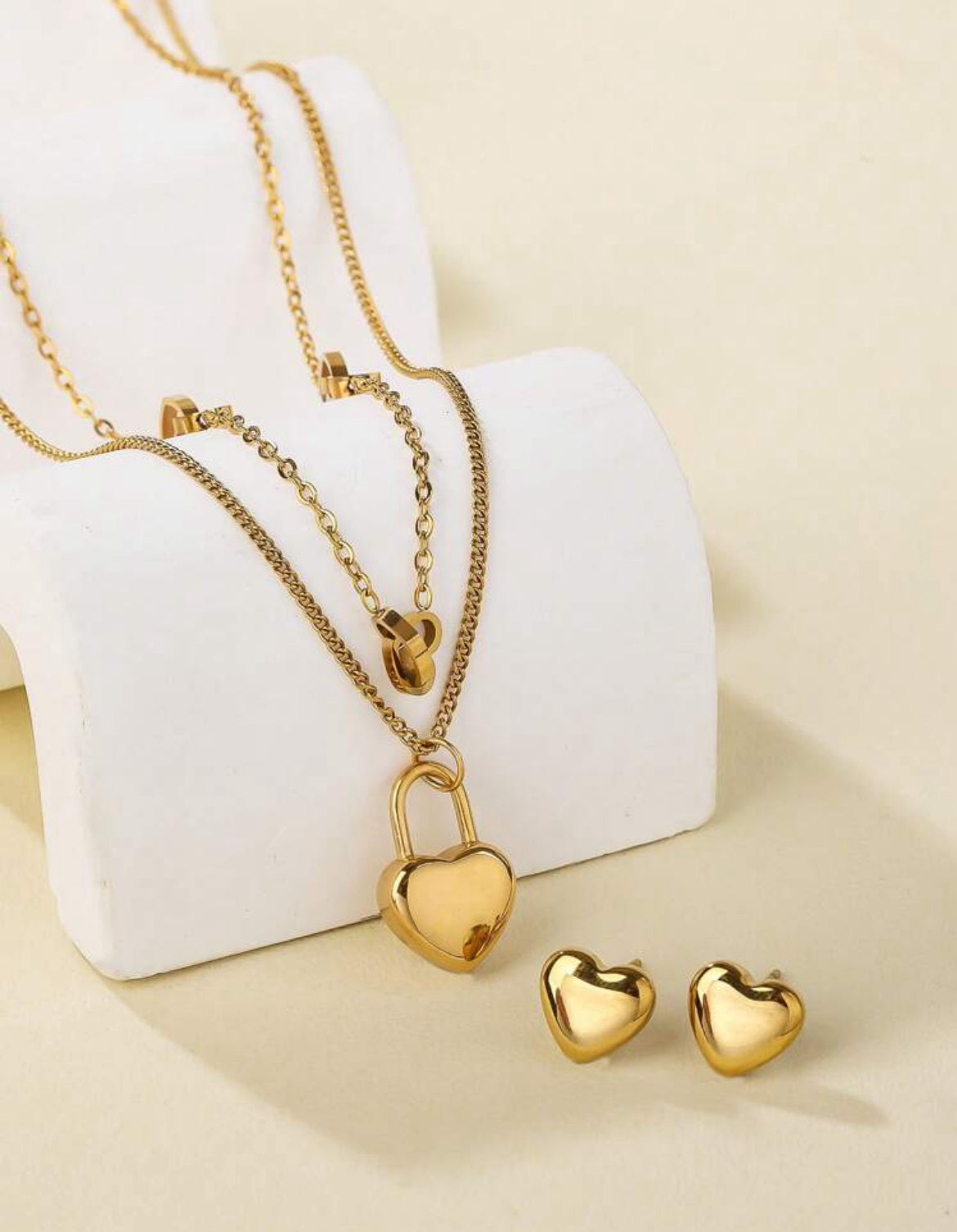 Conjunto collar y zarcillos E28