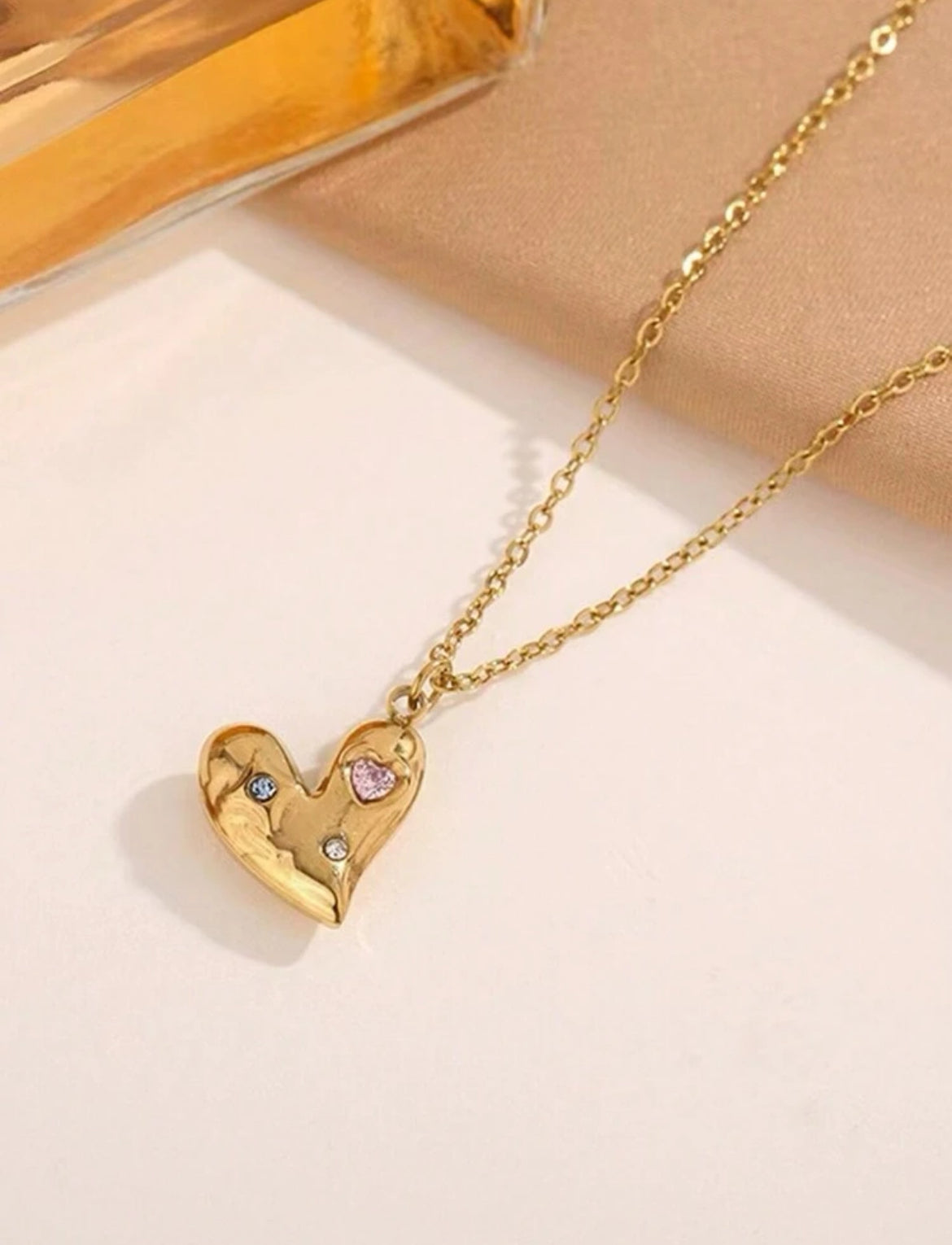 Collar J84