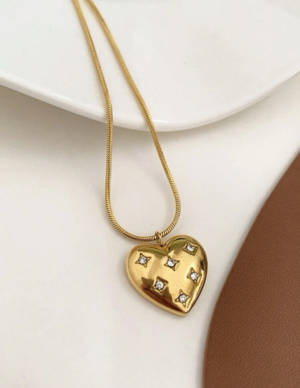 Collar J105