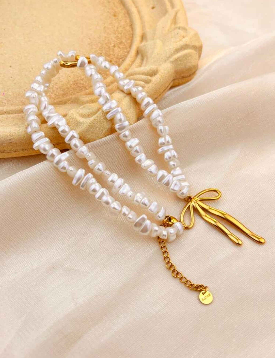 Collar J162
