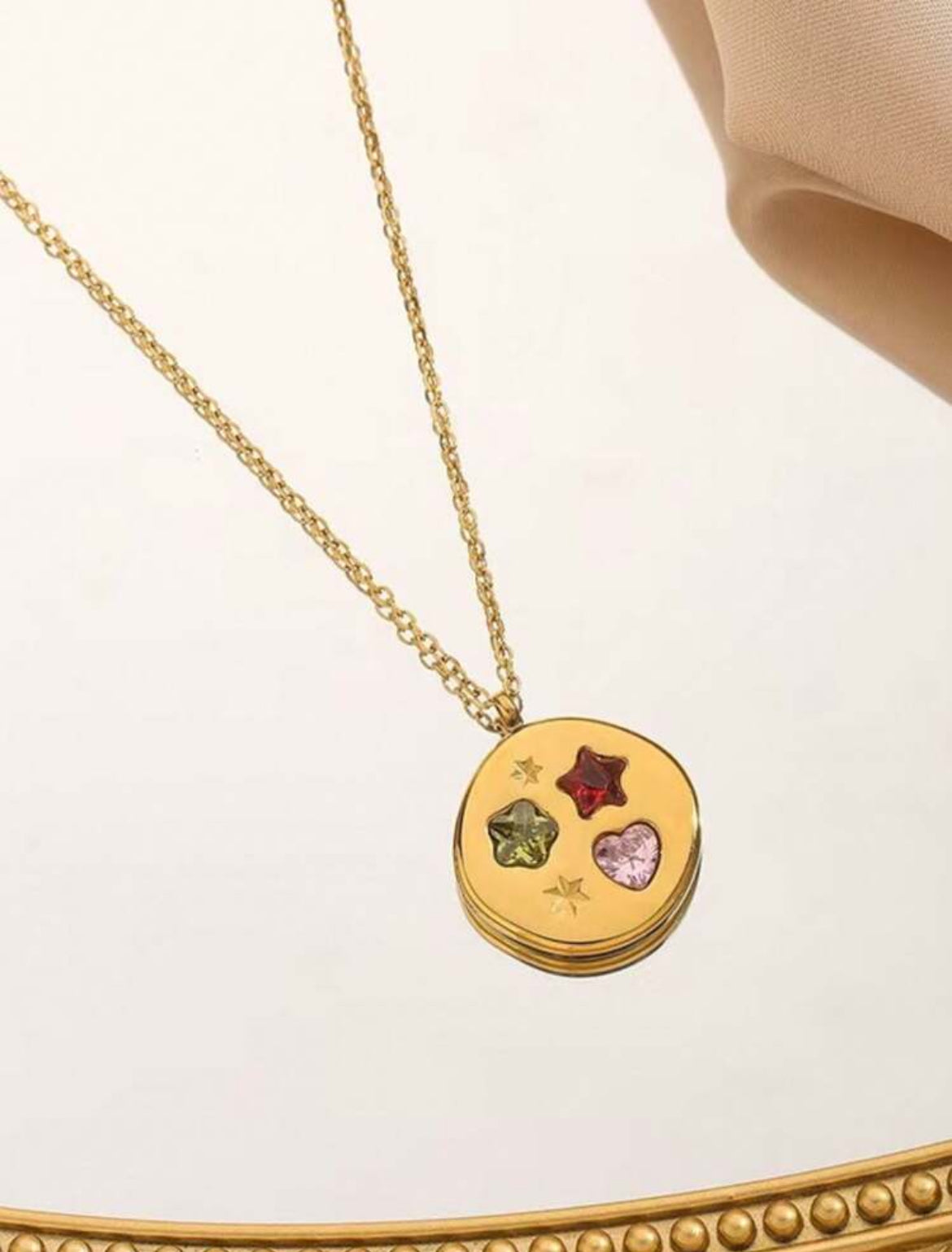 Collar J163