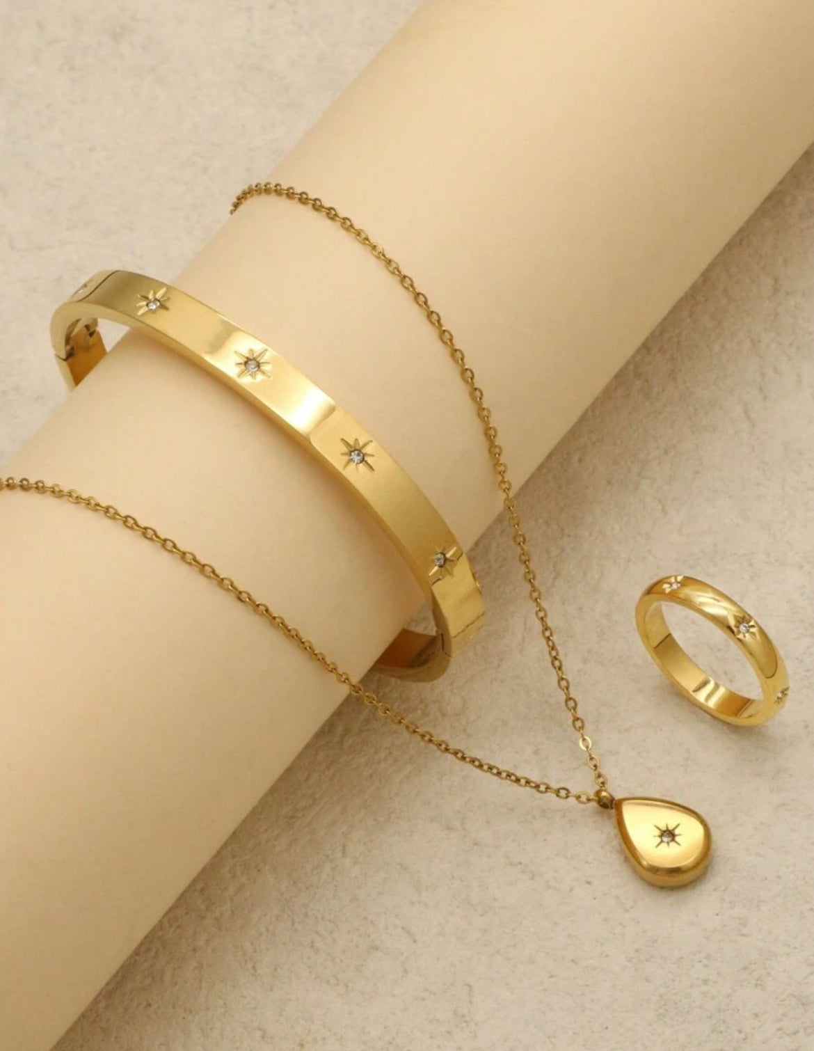 Conjunto collar, pulsera y anillo talla 6 E45