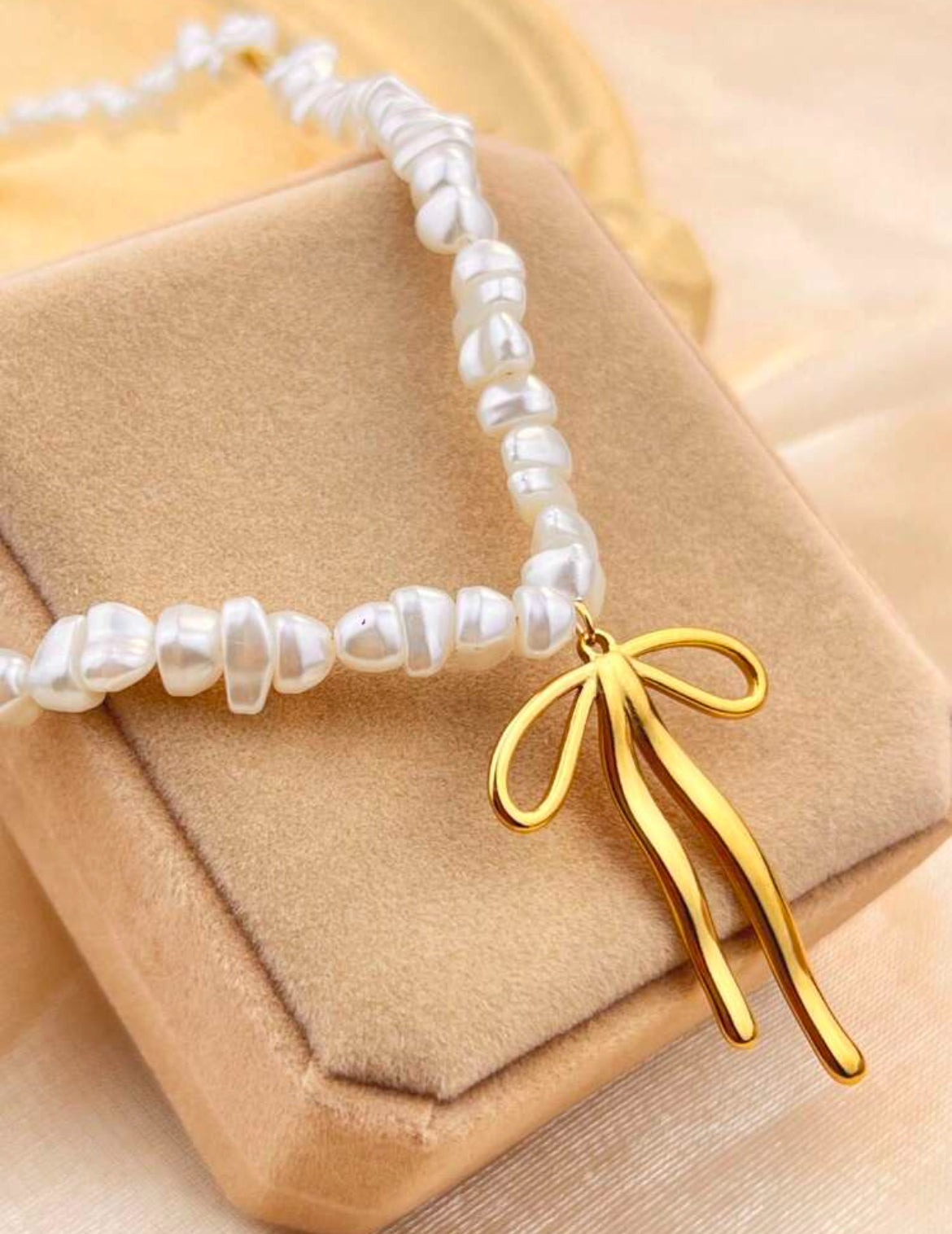 Collar J162