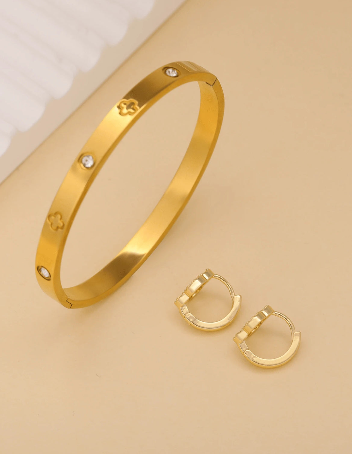 Conjunto pulsera y zarcillos E50