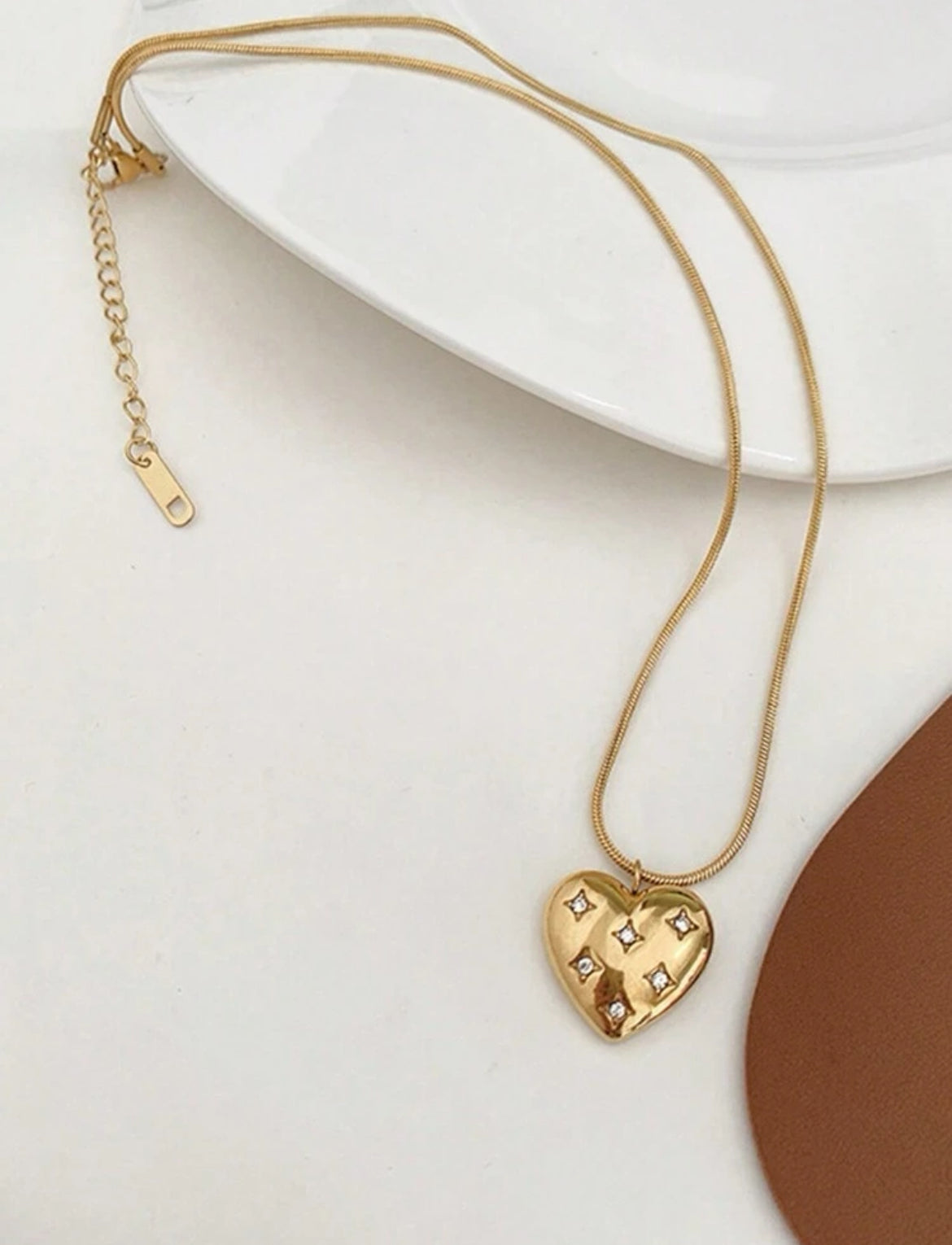 Collar J105